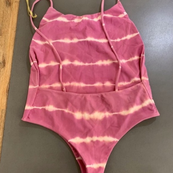NWT Tiare Hawaii ONE PIECE tie dye swimsuit - Picture 6 of 7